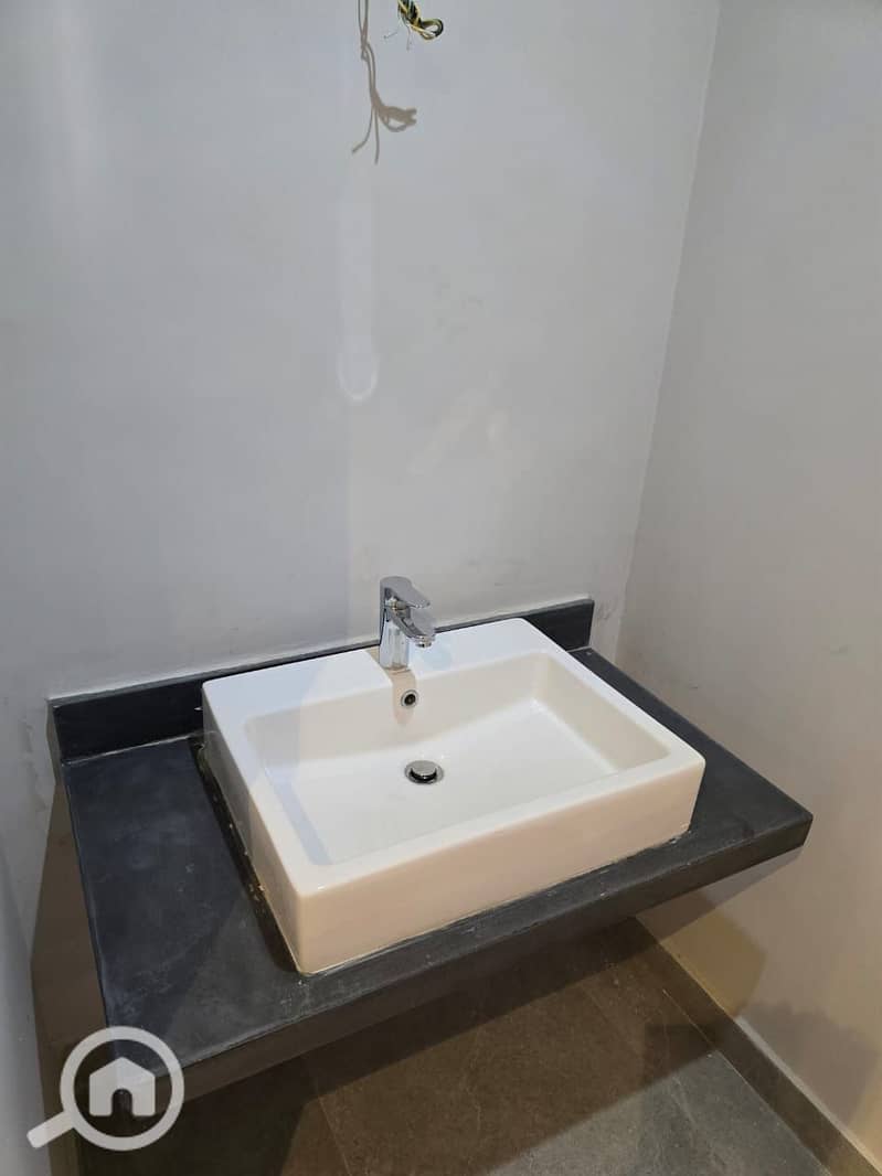 11 WhatsApp Image 2025-09-16 at 14.57. 43_e821473f. jpg