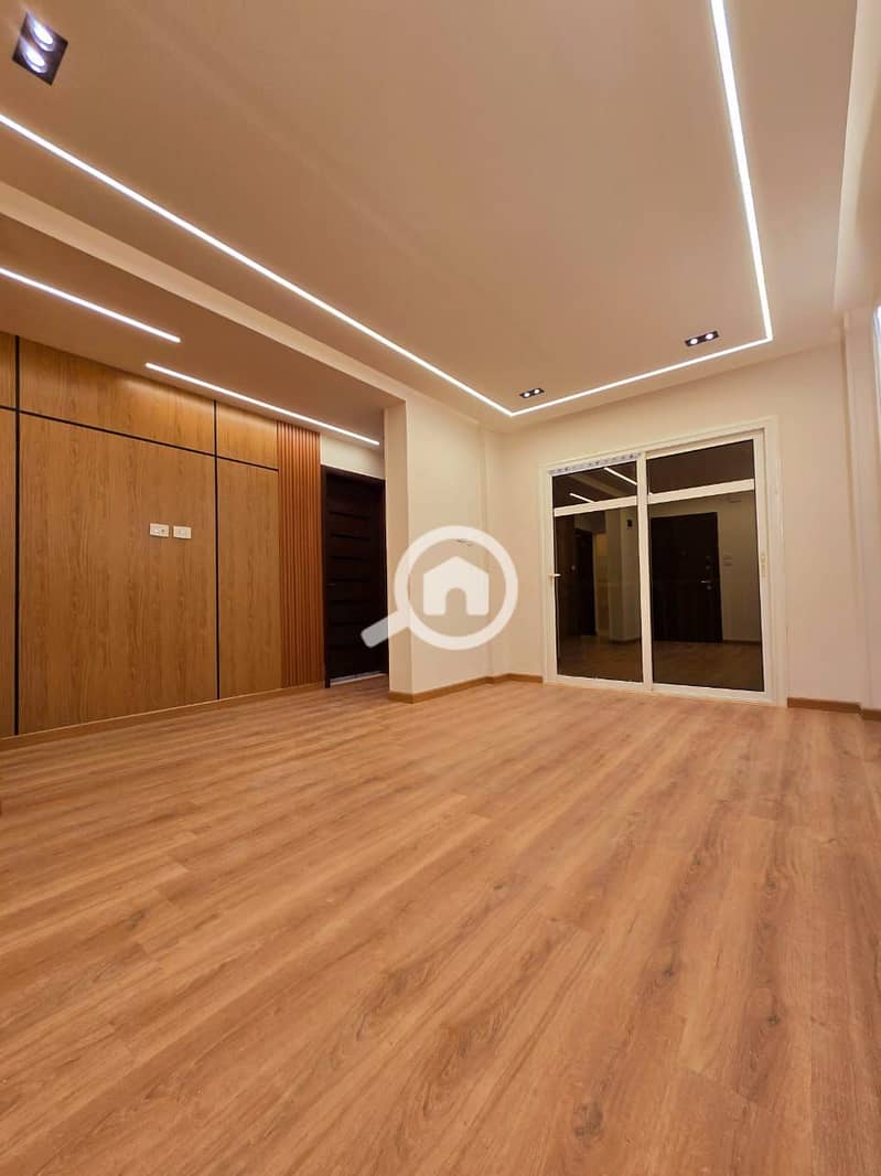 7 WhatsApp Image 2025-10-23 at 11.57. 03_7a981193. jpg