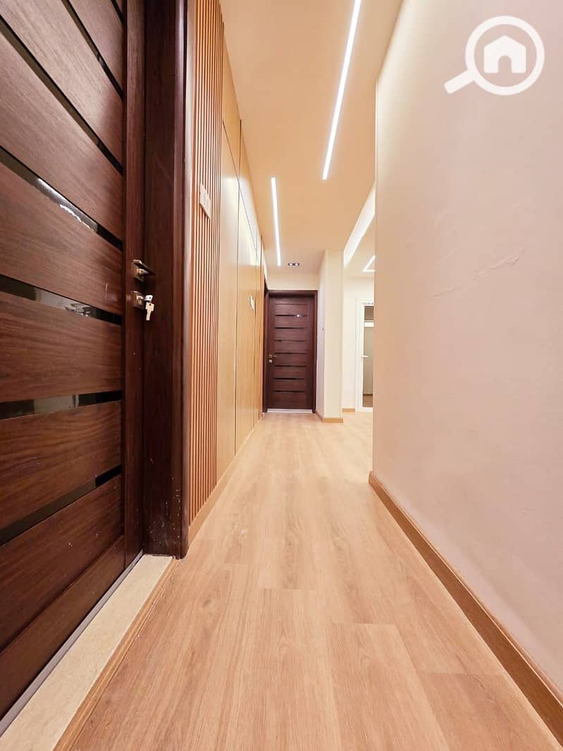 8 WhatsApp Image 2025-10-23 at 11.57. 01_06d2e064. jpg