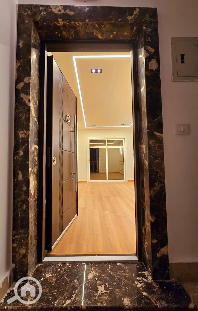 10 WhatsApp Image 2025-10-23 at 11.57. 01_3807c3f6. jpg