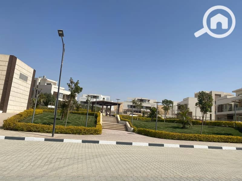 11 WhatsApp Image 2025-04-10 at 12.36. 35_cf9404ad. jpg