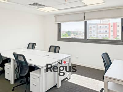 مکتب  للايجار في الغردقة، البحر الأحمر - HQ_Hurghada, Royal_Egypt_Centre 7880_Co-working 1. jpg