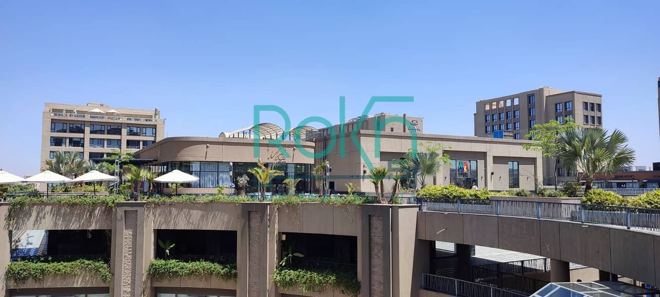 9 f7737c0a-1f51-4683-b2d4-ecea50a65573. jpg