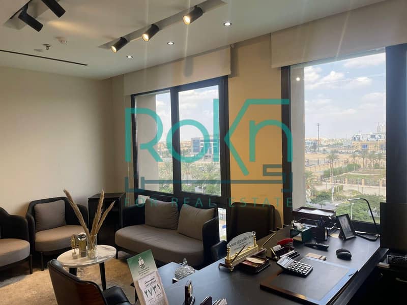 12 f9130edd-65d9-4d29-a7db-6a2ae8c27e22. jpeg