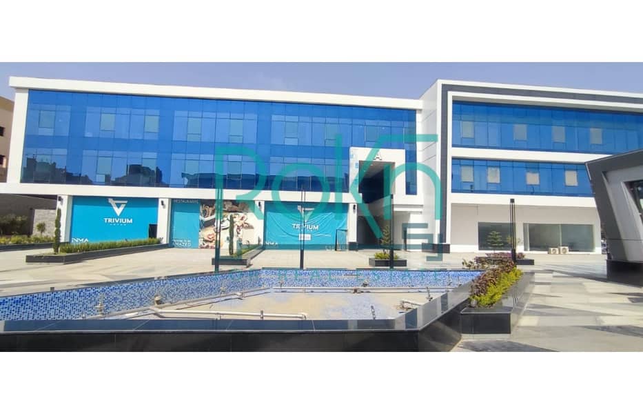 4 5661a0e0-cc10-453e-bddc-3e6aded4b585. jpg