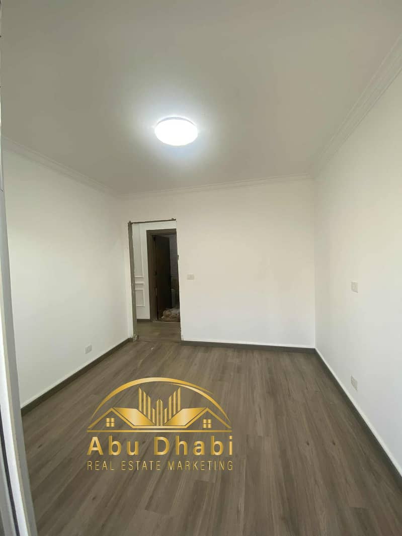 2 b9b853b3-de50-4585-8384-aca8345d0772. jpg