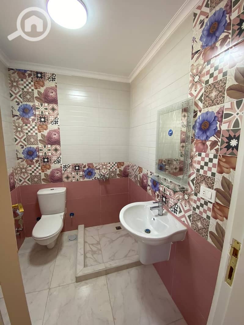 12 WhatsApp Image 2025-10-22 at 10.56. 49 PM. jpeg