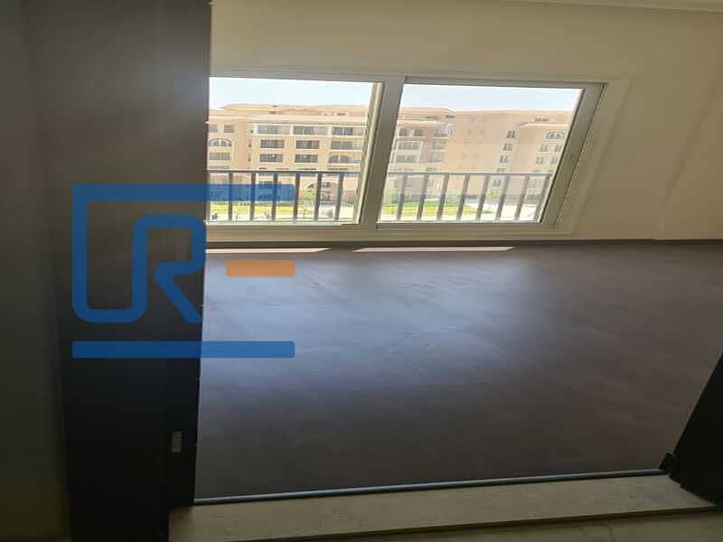 4 a26af0b2-f616-495c-bdd4-5e167110113a. jpg