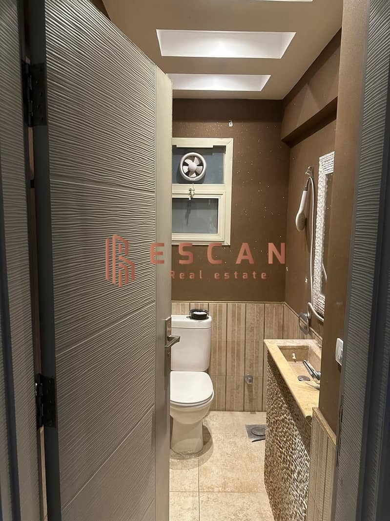 17 U151651 (6). jpeg