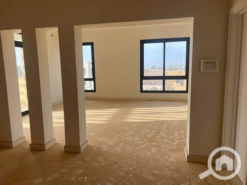 2 b1451a6f-58ec-40c0-82bc-0ebef09d9521. jpeg