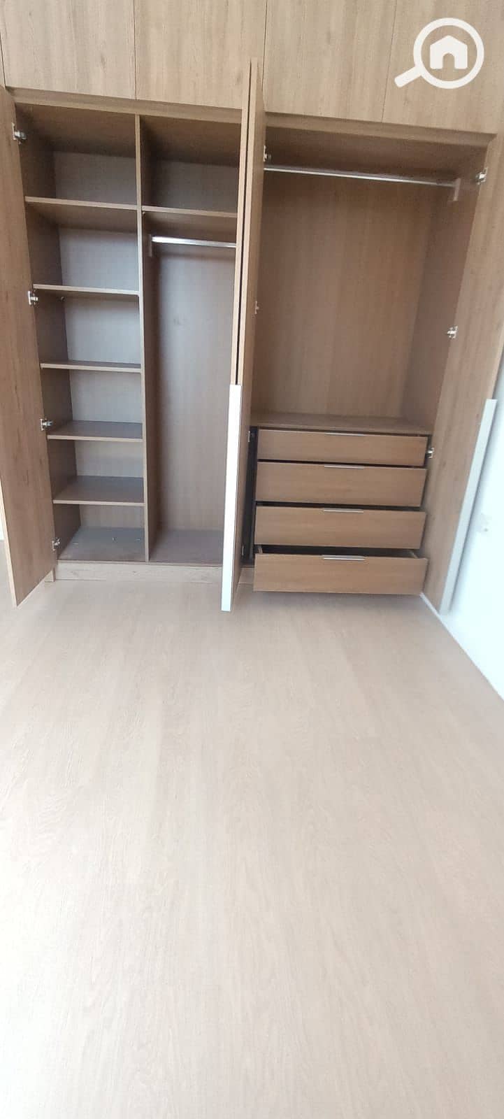 4 22b70fc1-99f4-4980-86e8-f0e5b4caf941. jpeg