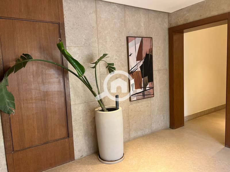 13 5650cce9-eaa3-4162-a3b6-ea1ffb71f435. jpeg