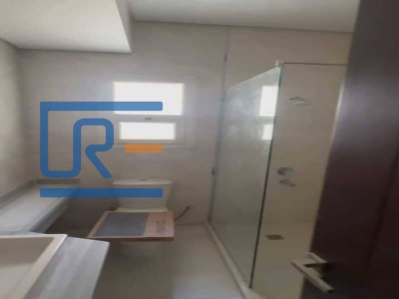 7 ce218914-c40b-4fd5-b475-fa58d9621a2a. jpg