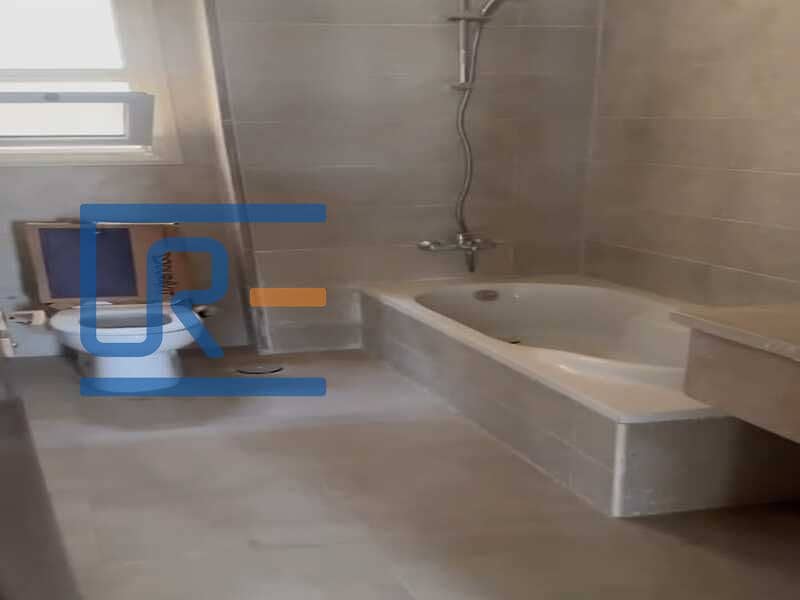 10 f092660c-606b-4a71-8917-f08db10162ac. jpg