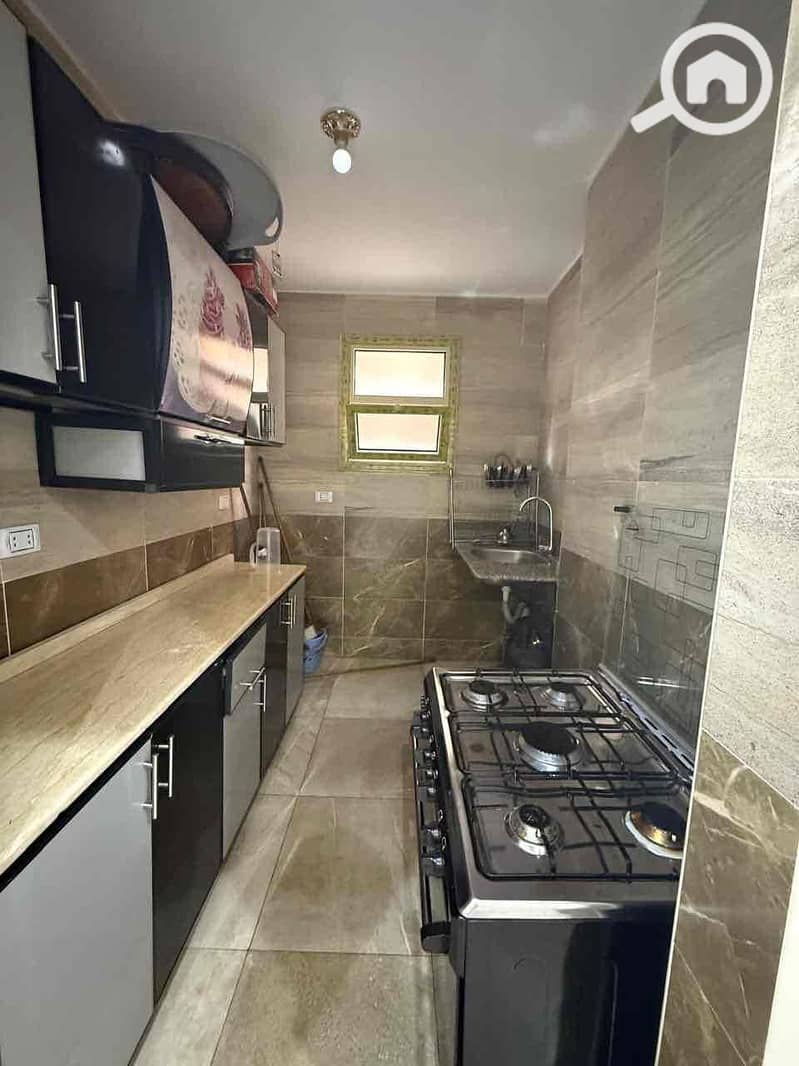 3 9c513ded-bc96-4bbc-a963-6db623ec5dc2. jpg