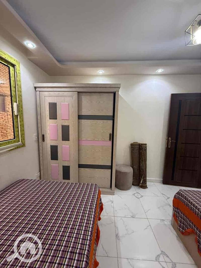 4 9a17d019-ee3a-424e-9dca-f1b7cc95ab94. jpg