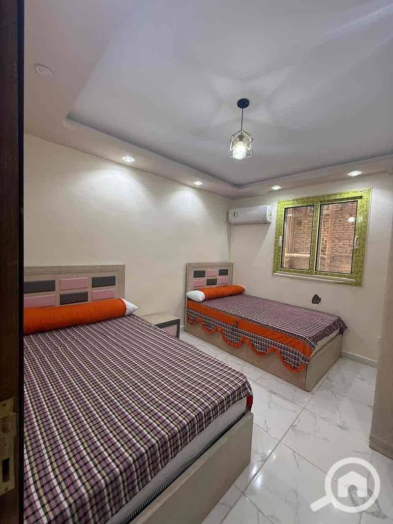 5 5cef9e59-ce4e-4c40-9426-b37db1dd3fde. jpg