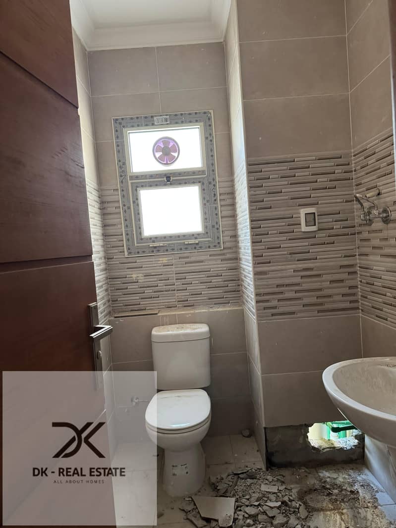 11 WhatsApp Image 2025-10-22 at 3.41. 33 PM (4). jpeg