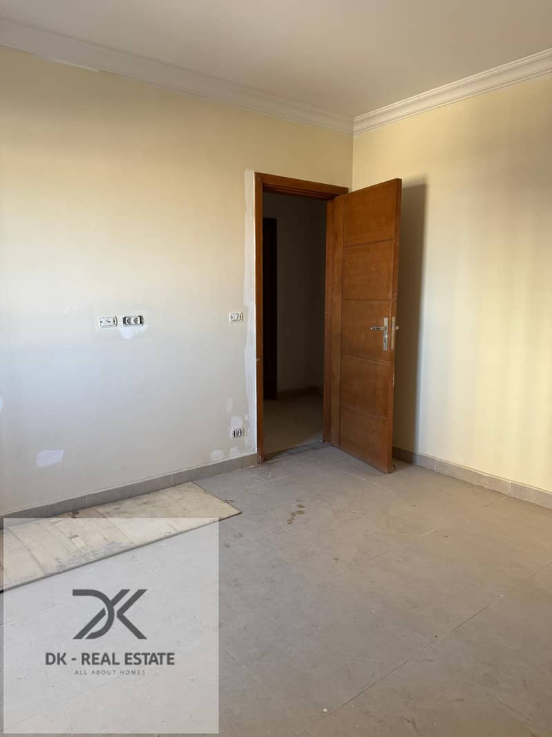 21 WhatsApp Image 2025-10-22 at 3.41. 35 PM (2). jpeg