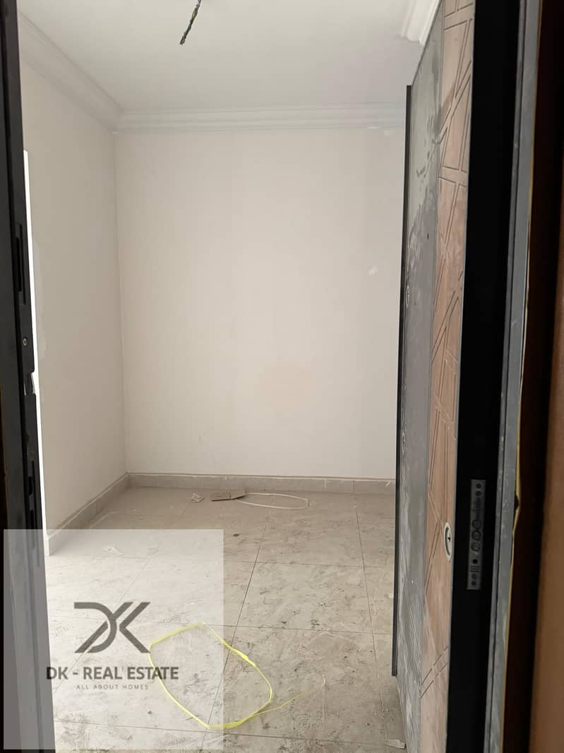 25 WhatsApp Image 2025-10-22 at 3.41. 36 PM (1). jpeg