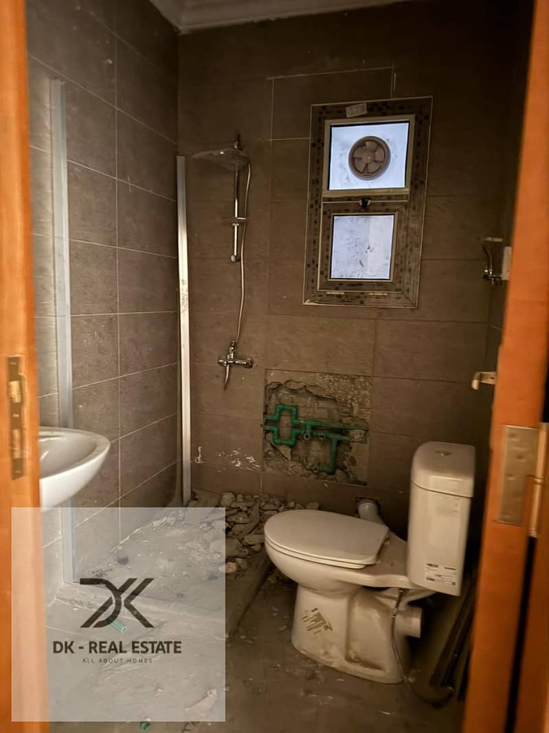 35 WhatsApp Image 2025-10-22 at 3.41. 38 PM (1). jpeg