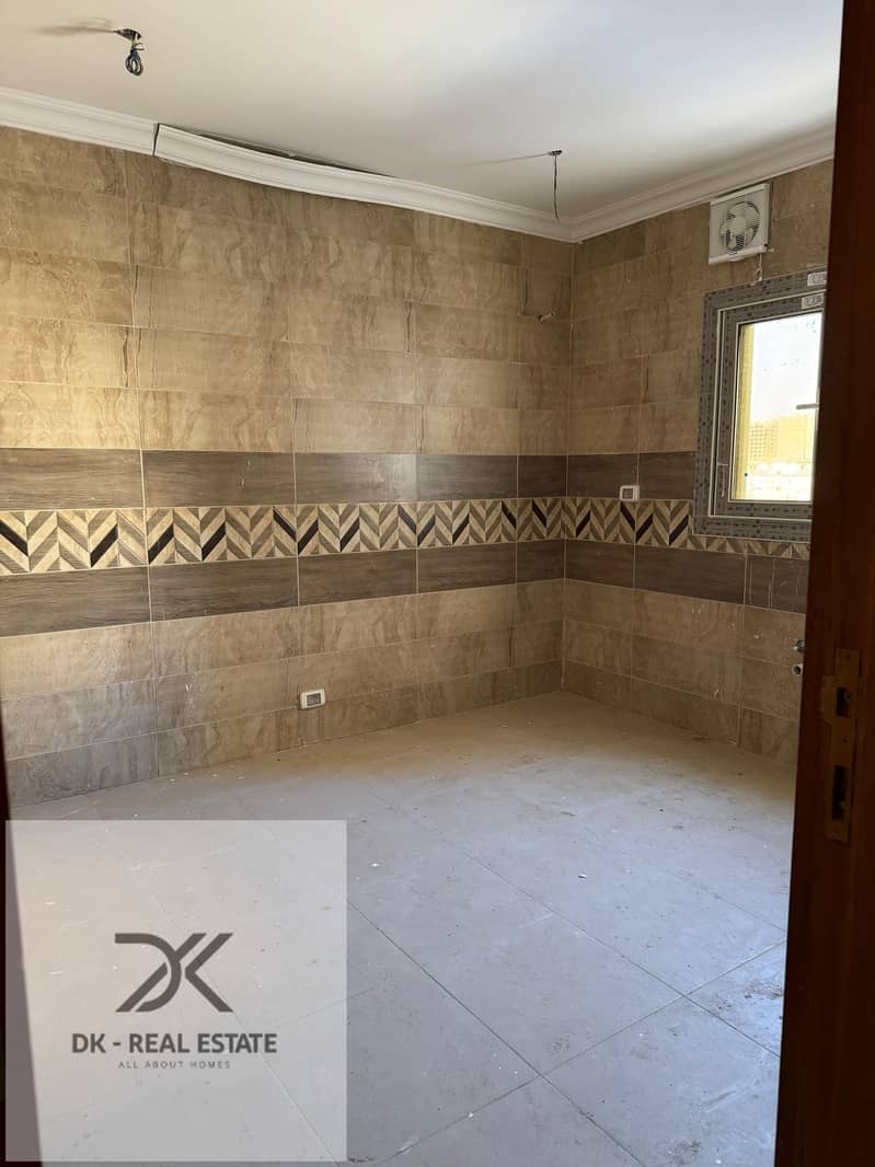 38 WhatsApp Image 2025-10-22 at 3.41. 38 PM (4). jpeg