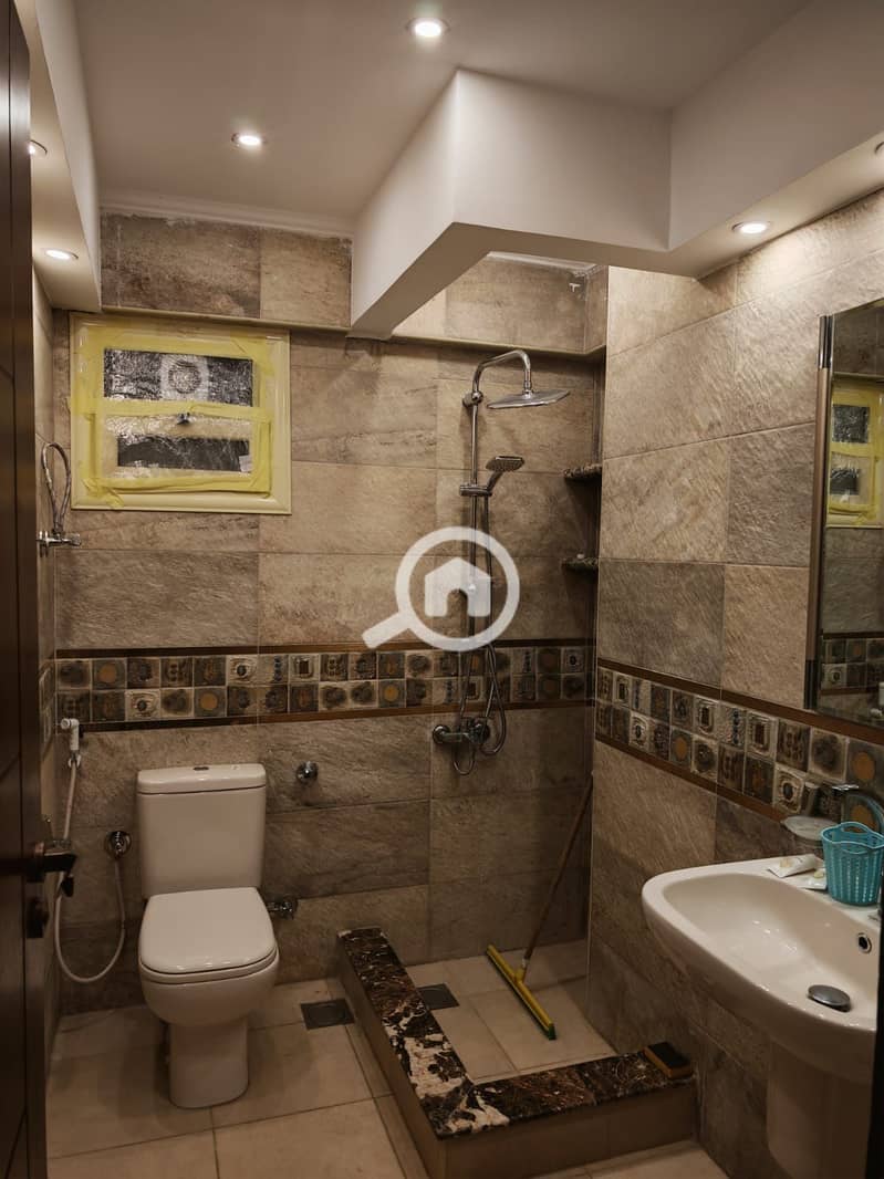 6 WhatsApp Image 2025-10-22 at 14.49. 47_0b6d8f09. jpg