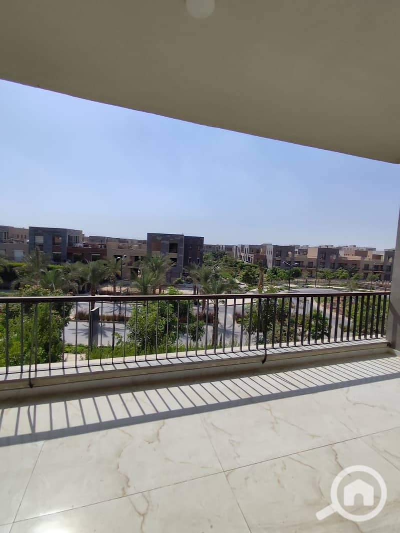 3 WhatsApp Image 2025-10-22 at 21.03. 54_9b00251f. jpg