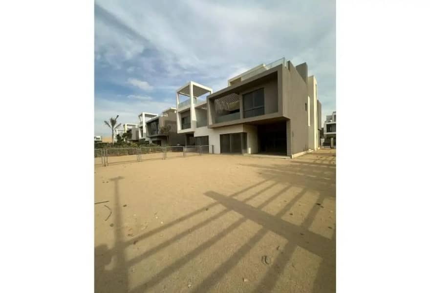 4 WhatsApp Image 2025-10-23 at 11.01. 57 AM (4). jpeg