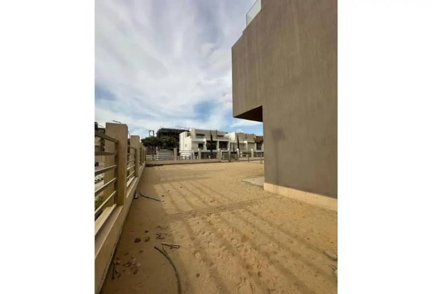 7 WhatsApp Image 2025-10-23 at 11.01. 58 AM (1). jpeg