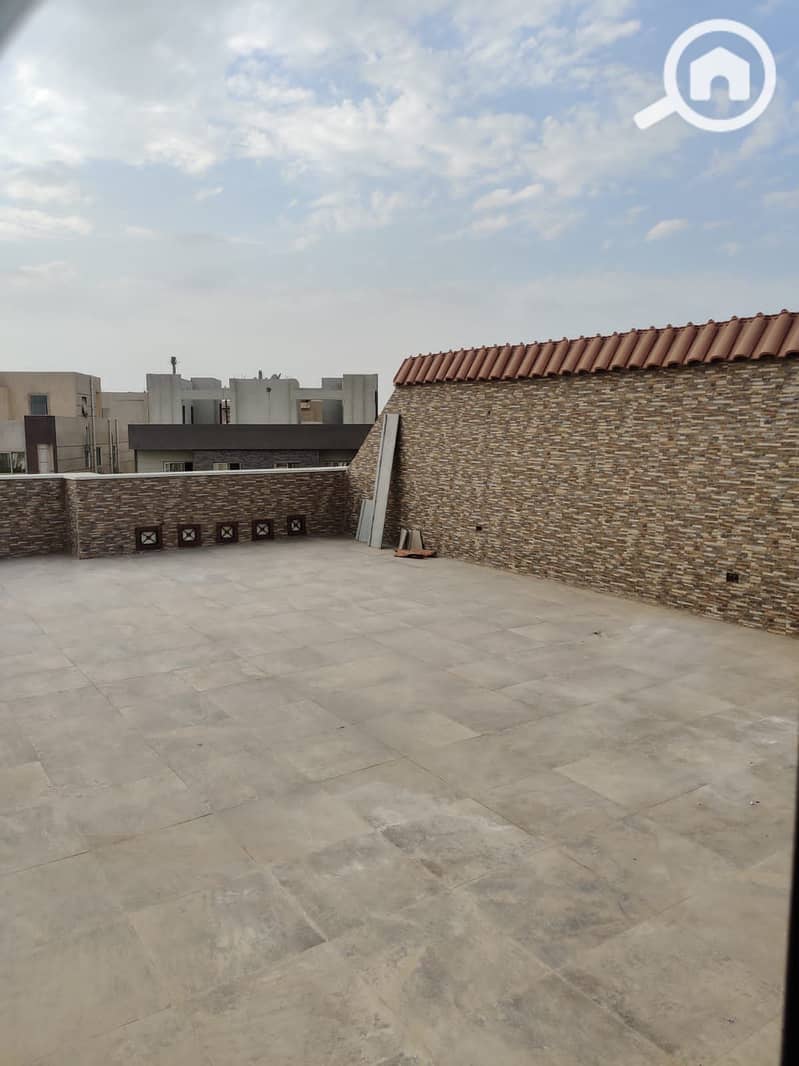 5 WhatsApp Image 2025-10-22 at 12.05. 50 PM (2). jpeg