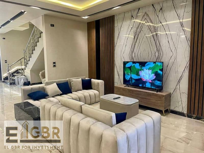 5 WhatsApp Image 2025-10-12 at 23.27. 19. jpeg