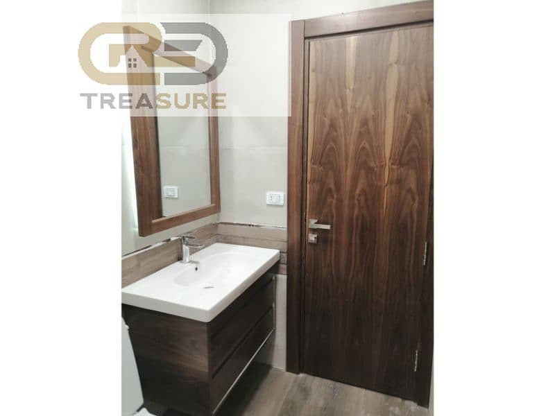 8 WhatsApp Image 2025-10-23 at 11.54. 10 AM (2). jpg