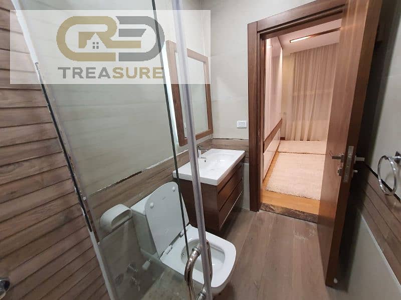 25 WhatsApp Image 2025-10-23 at 11.54. 08 AM (4). jpg