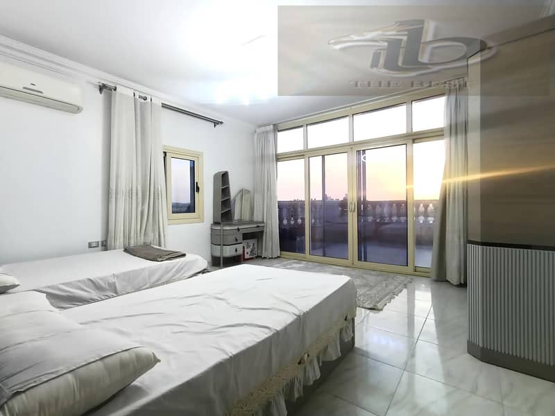 2 bbf1d49f-7ff0-4e53-8424-3b8b123dee33. jpeg