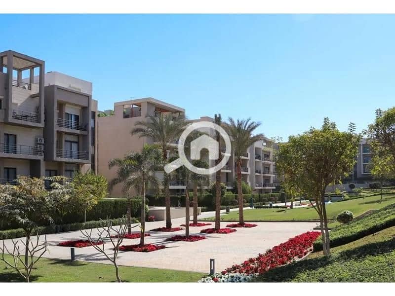 2 8046982-14c11o. jpg