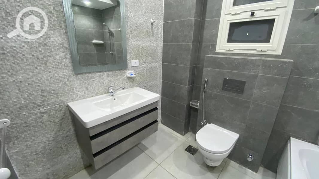 9 154437. jpg