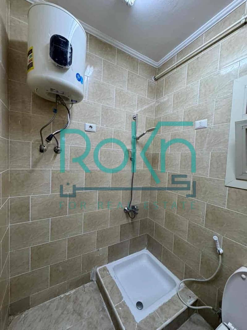 6 e7ef1c97-a62d-4474-920a-ce9a322fe9dd. jpg