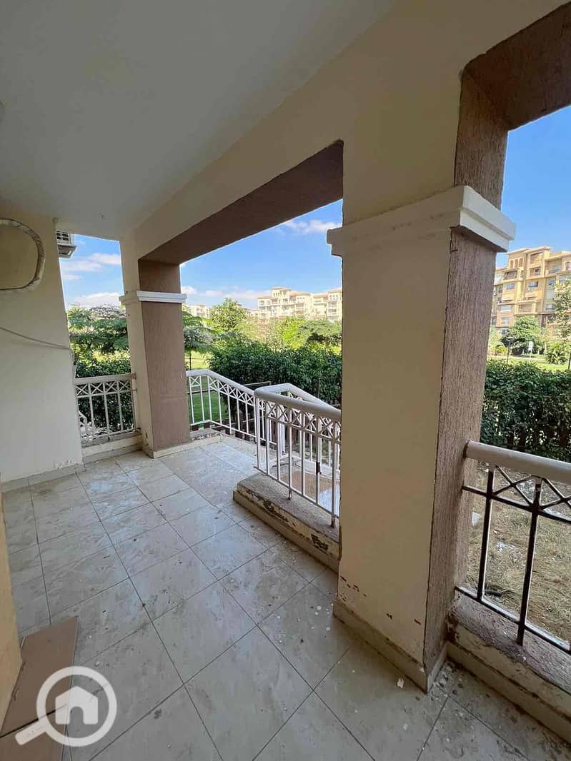 3 6370cff7-f4c1-4aa4-b9dc-785bb4449e10. jpg