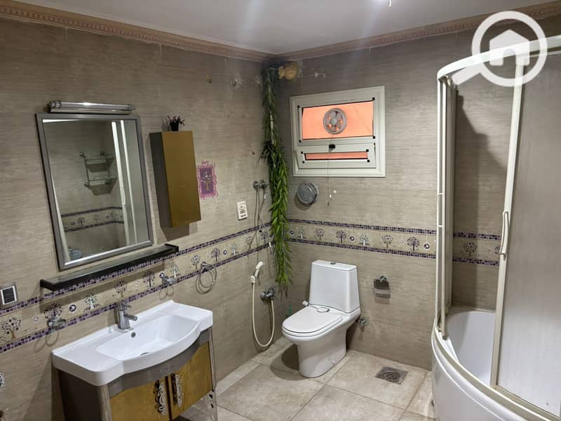 7 1f1dcd0c-905e-4c57-9192-33fcb70a4d1f. jpeg