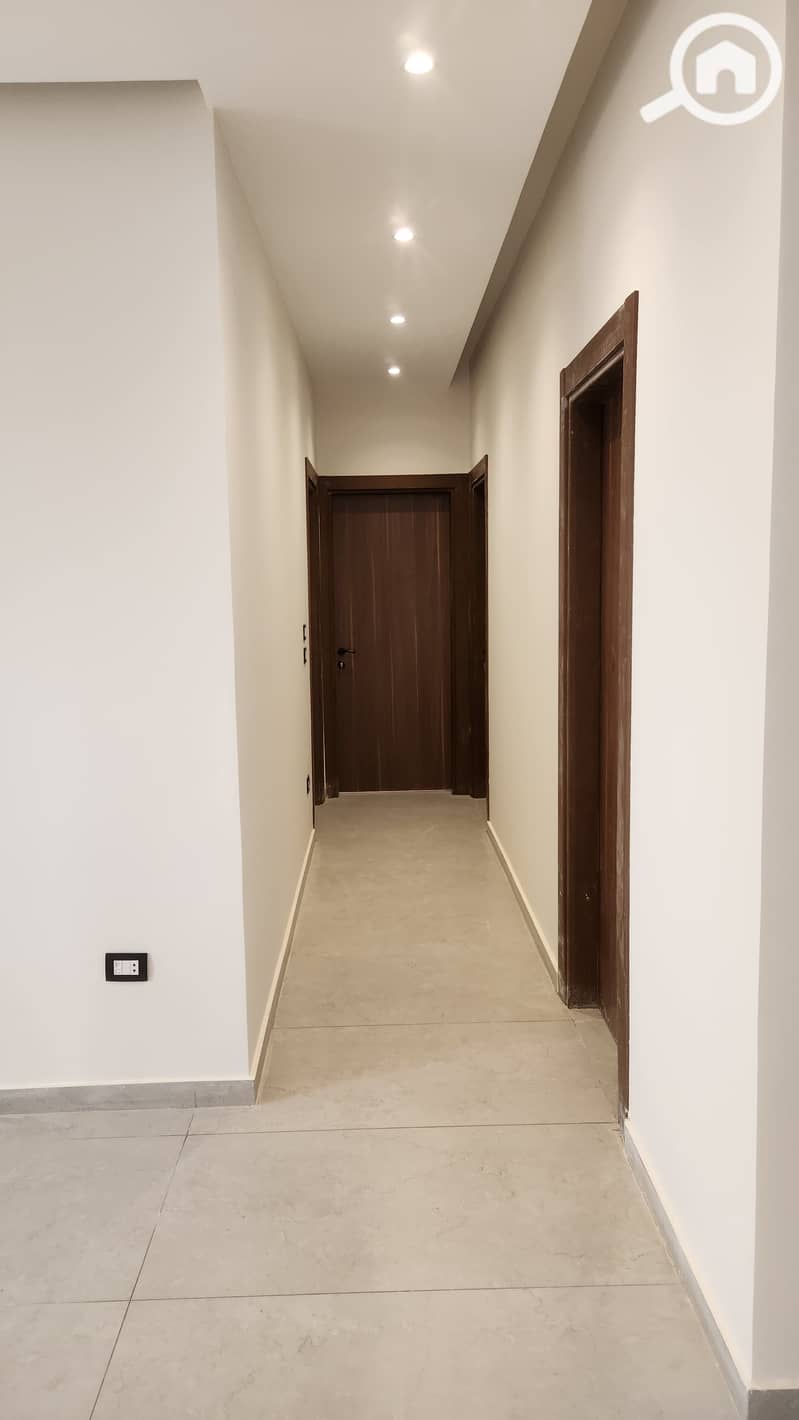 2 WhatsApp Image 2025-10-23 at 1.05. 26 PM. jpeg