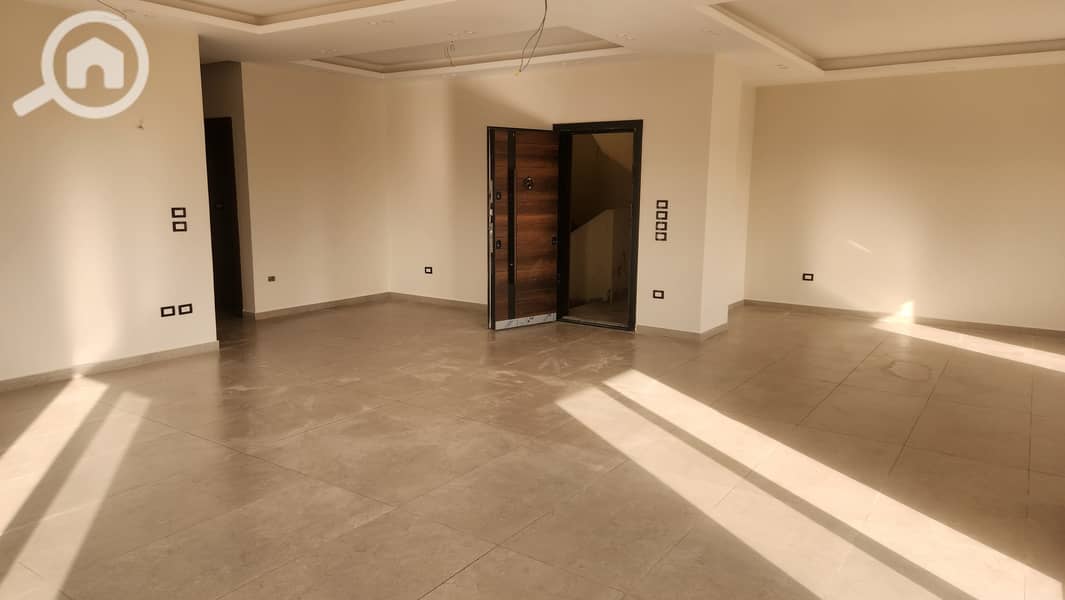 3 WhatsApp Image 2025-10-23 at 1.05. 25 PM (1). jpeg