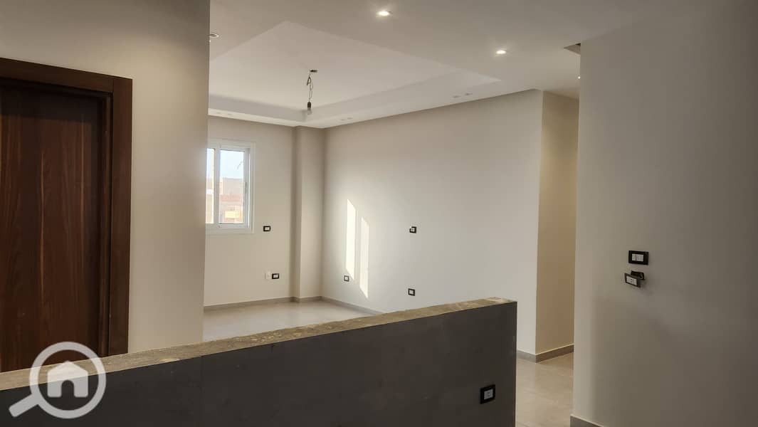 4 WhatsApp Image 2025-10-23 at 1.05. 25 PM. jpeg