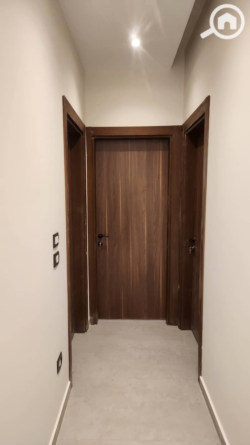 7 WhatsApp Image 2025-10-23 at 1.05. 24 PM (1). jpeg