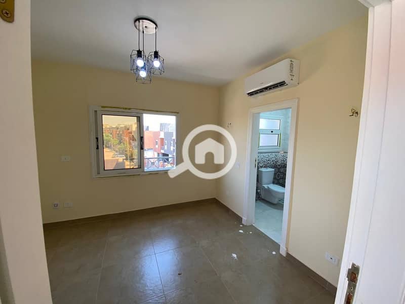 6 WhatsApp Image 2025-10-22 at 10.56. 50 PM (2). jpeg