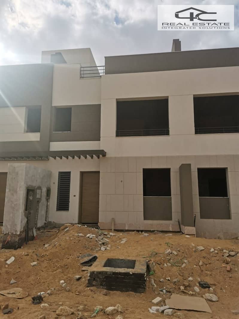 9 WhatsApp Image 2025-10-22 at 3.43. 31 PM. jpeg