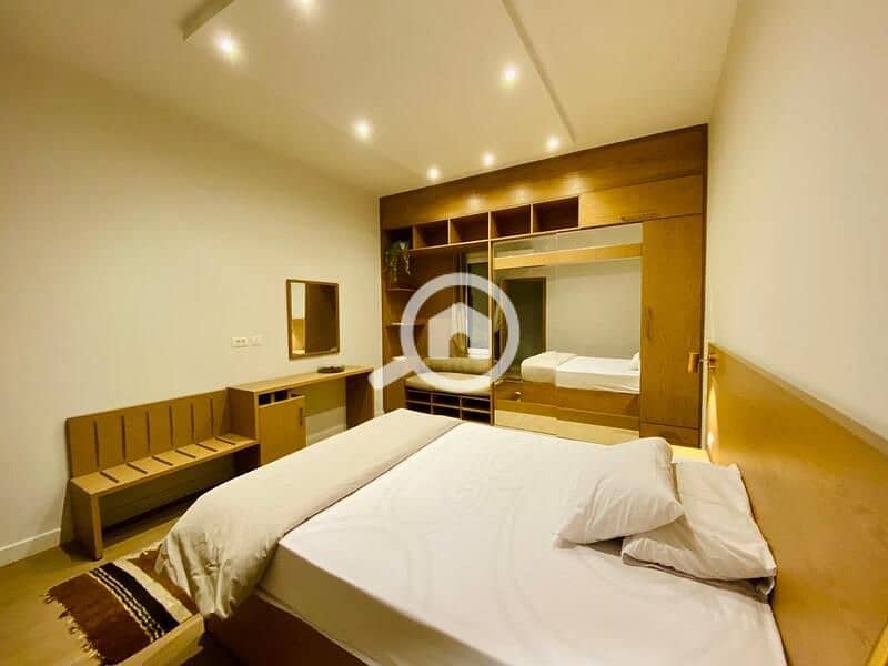 8 a326cc20-a128-4895-9616-d6a29f7352af. jpg