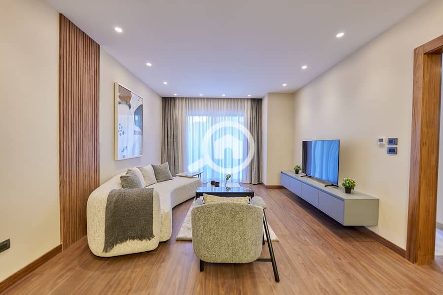 2 4e652a06-5680-46ac-ab17-240a671a70db. jpg