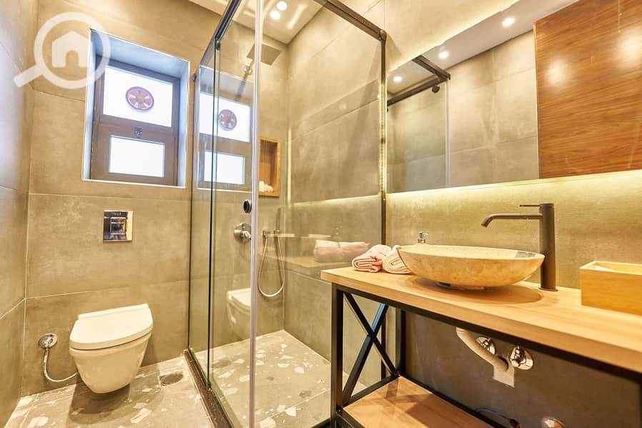 14 b64b185b-c0f0-48eb-835f-f712ef922e61. jpg