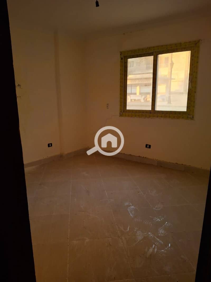 2 WhatsApp Image 2025-10-21 at 18.35. 33_6a2a6e83. jpg